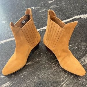 NWT- Zara leather cowboy ankle boots